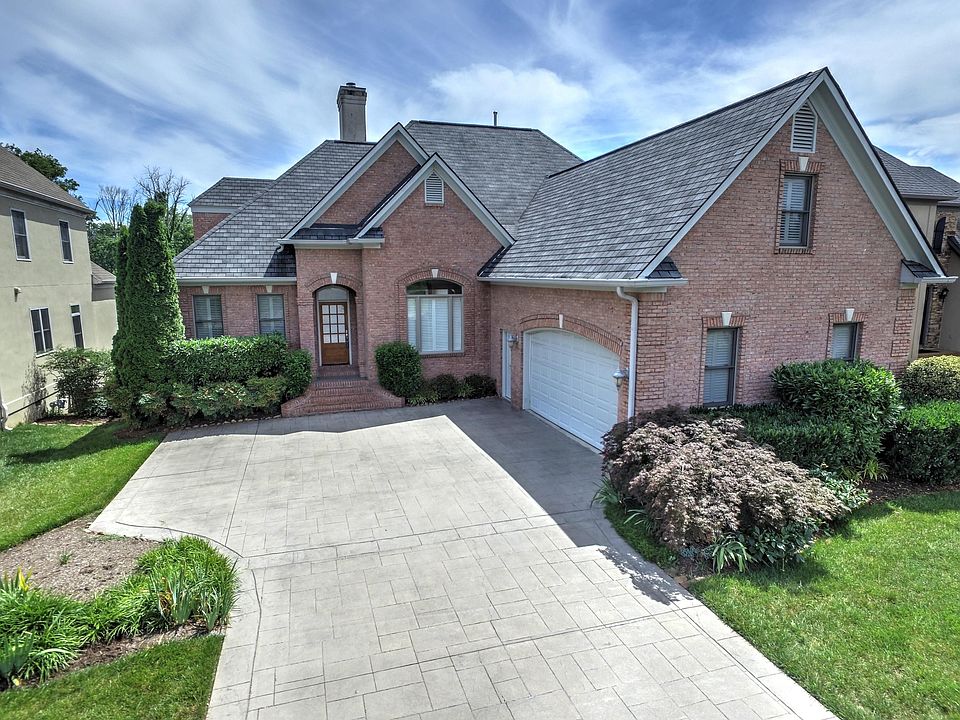 1st image of 9816 Saint Germaine Dr