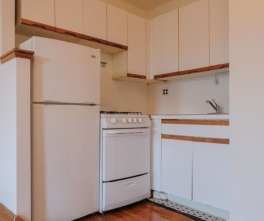 1st image of 806 Washington Ave #D3