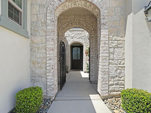 2nd image of 3039 Concerto St