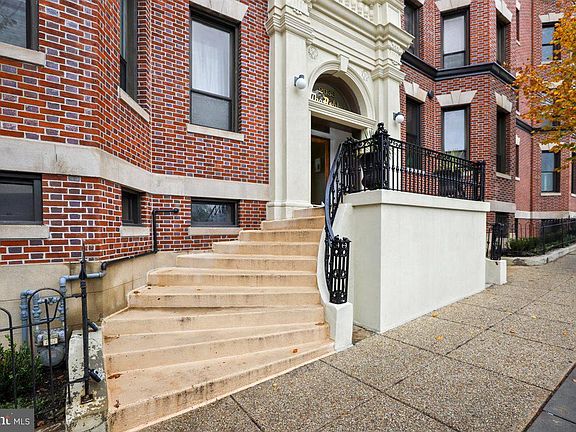 4th image of 2038 18th St NW APT 101