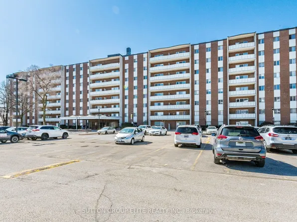 1660 Bloor St #502, Mississauga, ON L4X 1R9