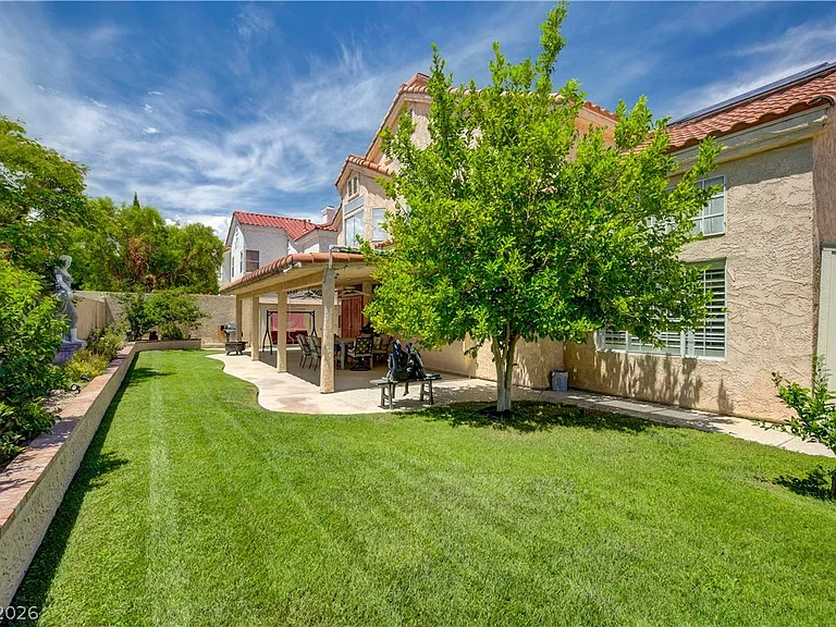 7613 Hackensack Ct — Photo 45