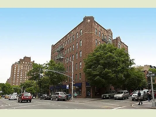 Sold by Stribling | media 9