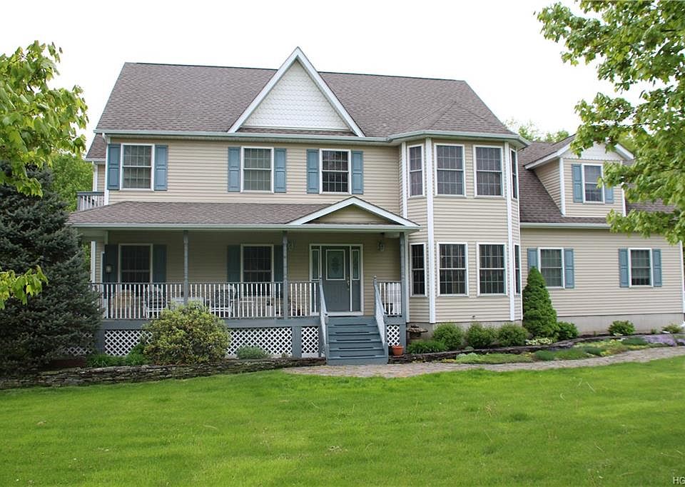 1st image of 8 Victorian Ct