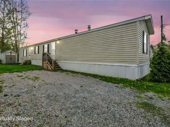 111 Marilyn Dr, Madison, OH 44057