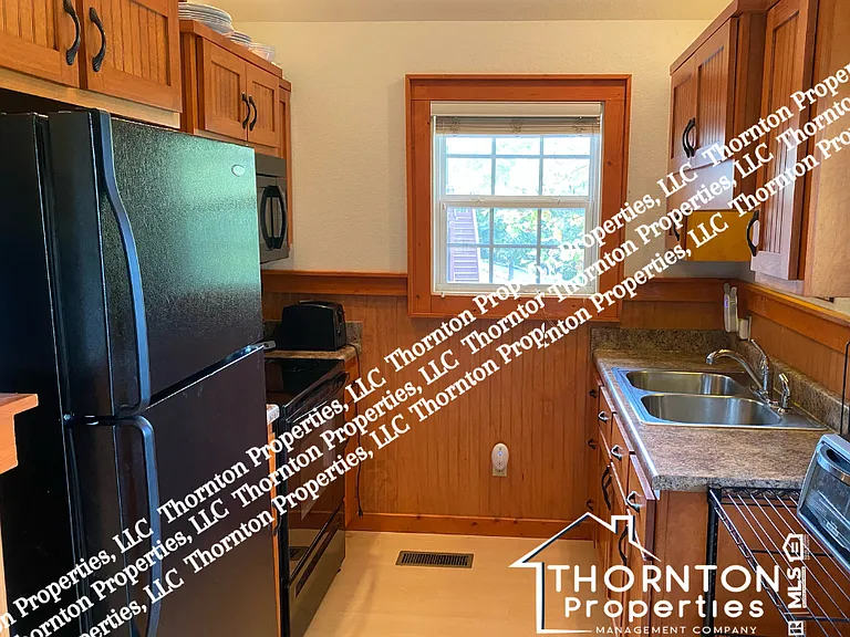 805 Preston Island Cir — Photo 4