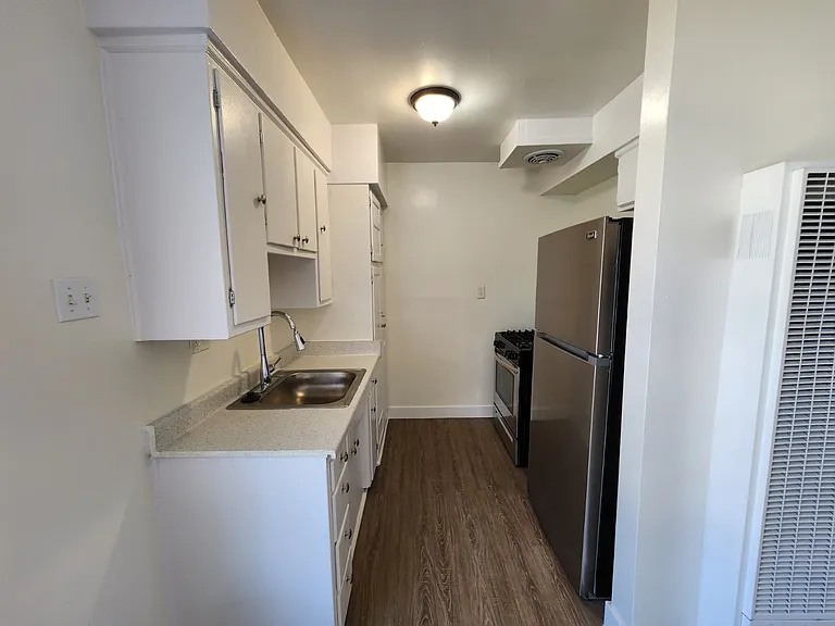 5071 W 21st St #4 — Photo 20