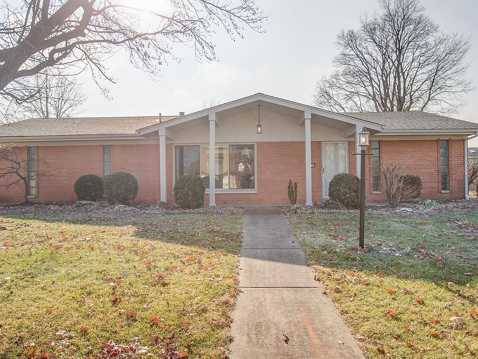 1st image of 1714 Saint Andrews Dr