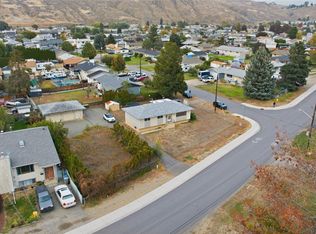 1838 Fleetwood Ave, Kamloops, BC V2B4S6