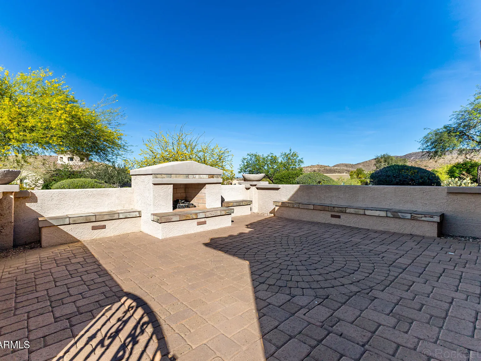 3 bed, 2.5 bath, 3089 sqft, $4,000 — Photo 2