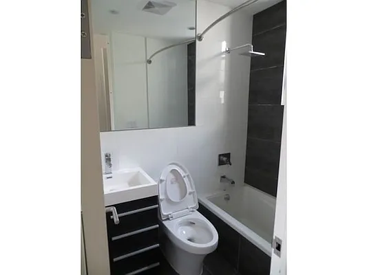 Rented by David W Realty Inc | media 28