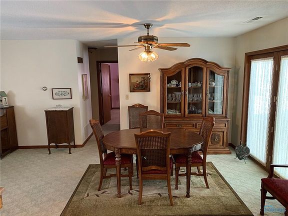 5th image of 332 Lawndale Dr