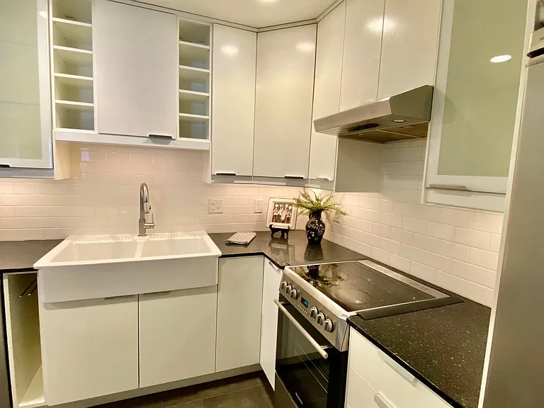 1720 3rd Ave S #205 — Photo 5