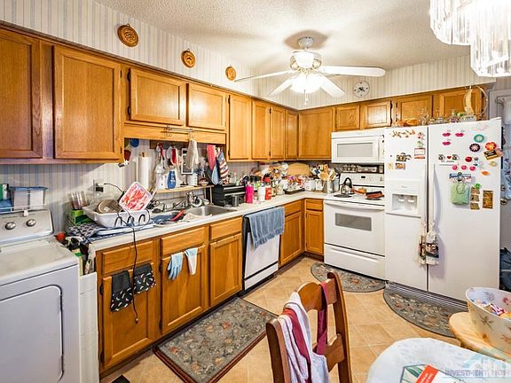 5th image of 818 Larchwood Dr