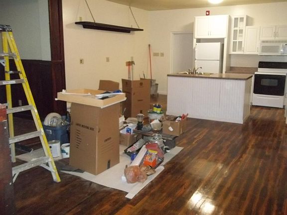 4th image of 65 Bleecker St