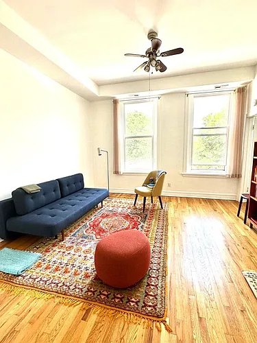 2000 S May St #2F Photo 1
