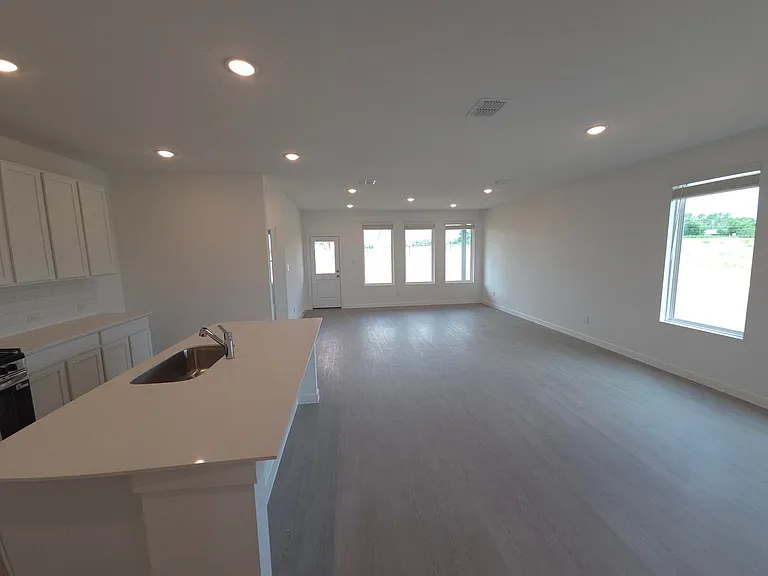 247 Juanita Way — Photo 15