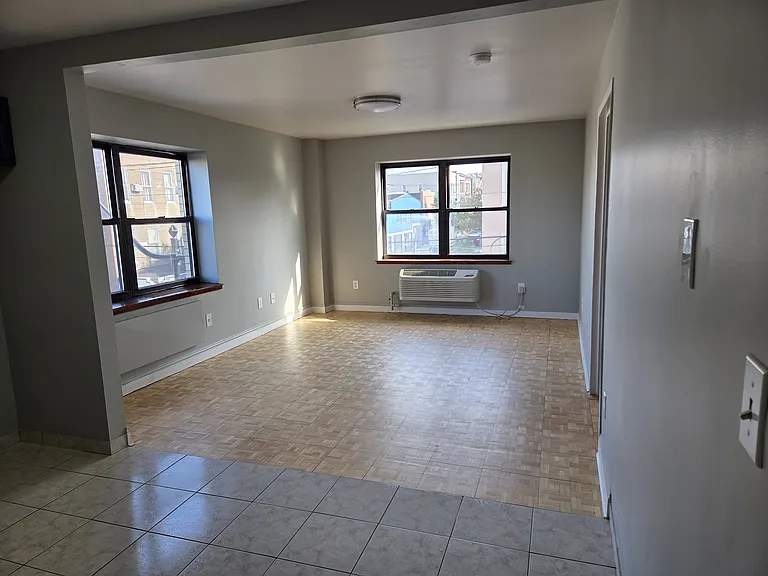 2401 Berg Ave #3H — Photo 7
