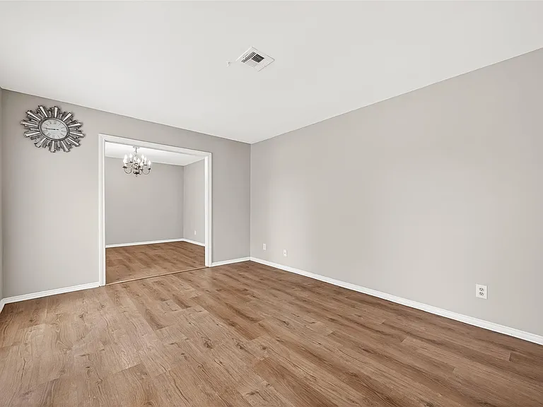 4230 Annawood Cir — Photo 37