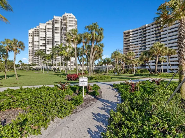 4021 Gulf Shore Blvd N, Naples, FL