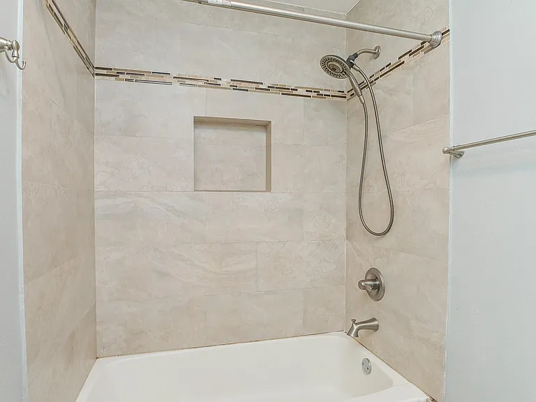 7447 Cambridge St #77 — Photo 23