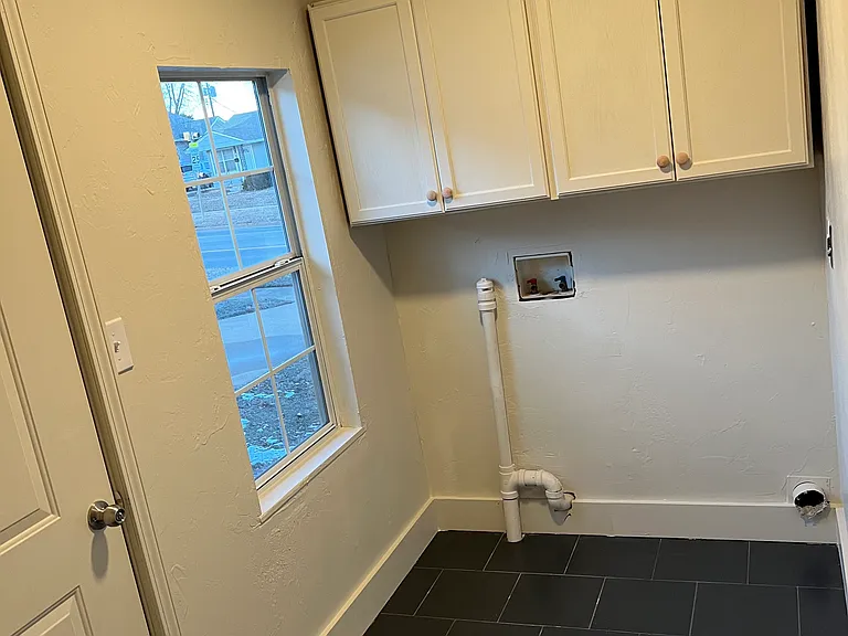 1903 W Noble Ave — Photo 10
