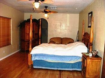 4th image of 3953 E Dulciana Ave
