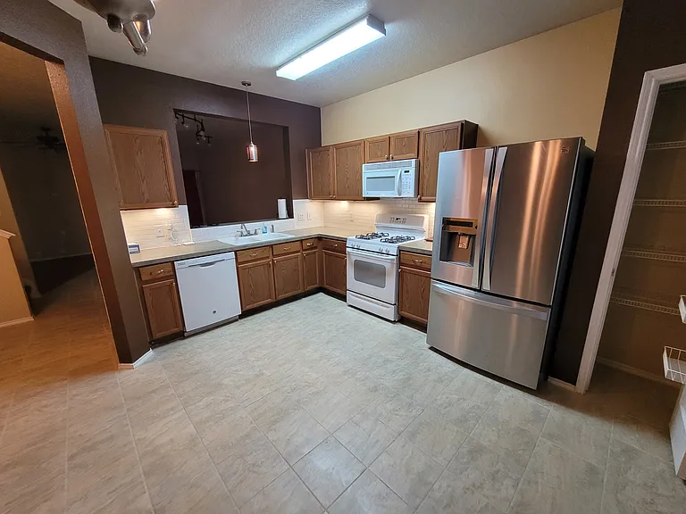 23631 Twisting Falls Dr — Photo 15