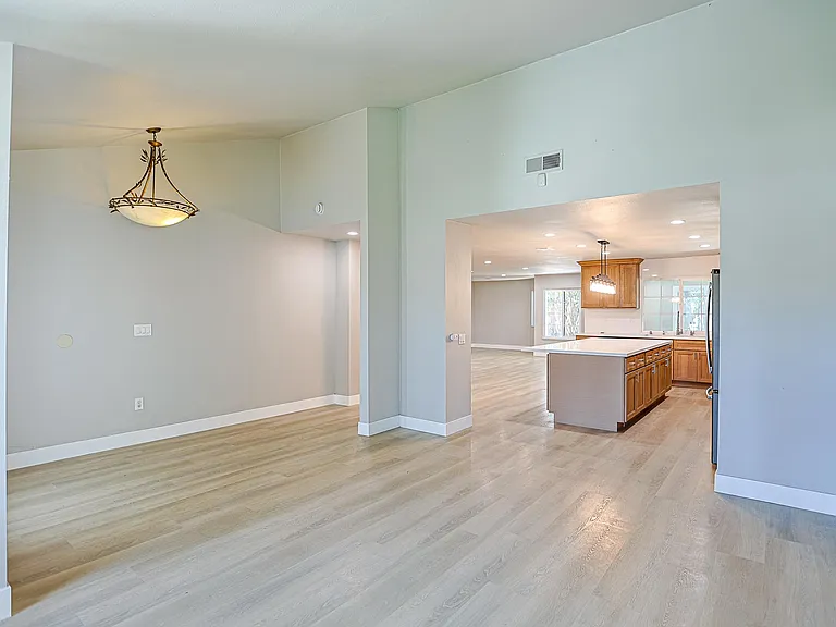 9909 Merced River Ave — Photo 16
