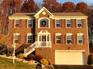 8064 Maureen Dr, Cranberry Township, PA 16066