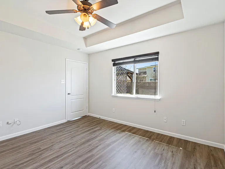 7807 Fieldstone Dr — Photo 14