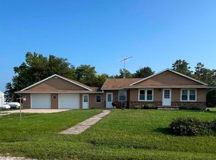 1045 Buchanan Ave, Corwith, IA 50430