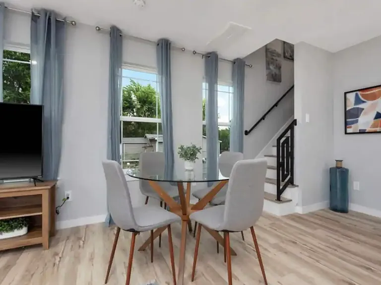 3505 Wyrick St — Photo 11