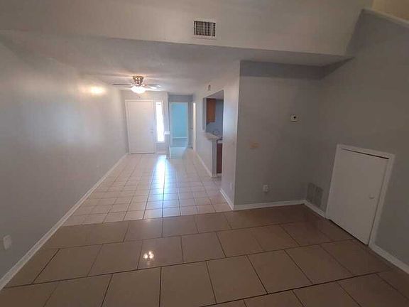 3rd image of 7613 Melissa Ct N