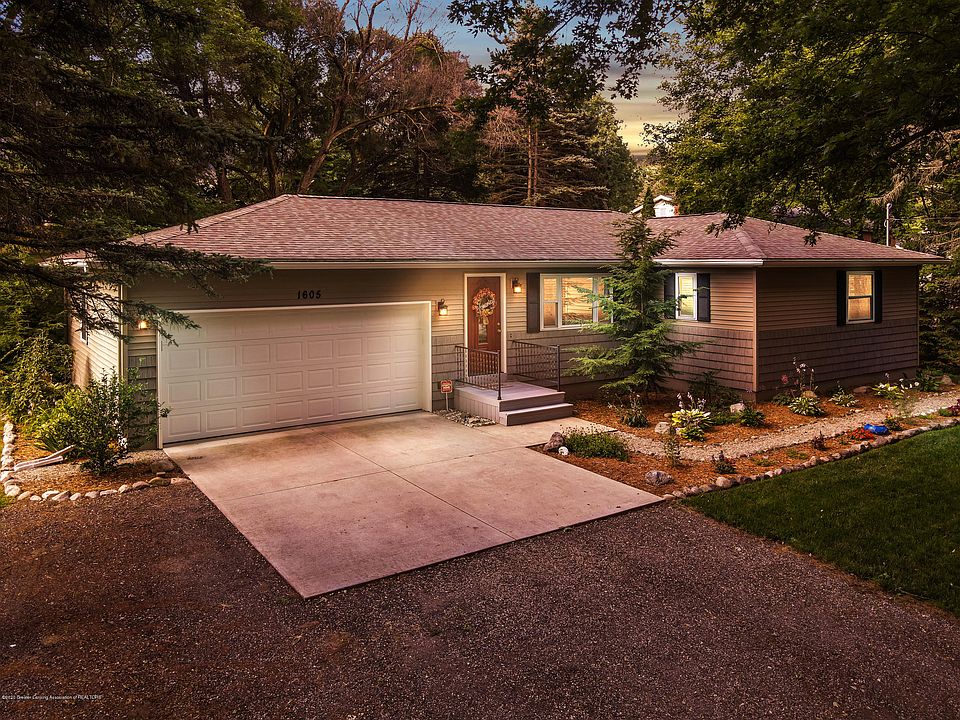 1st image of 1605 Larkwood Dr