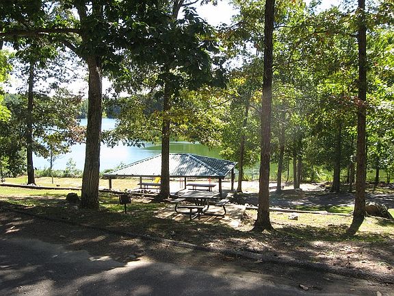 5th image of Woodhaven Dr