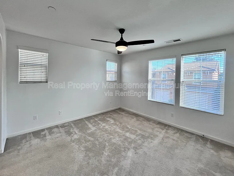 3623 Etchings Way — Photo 16