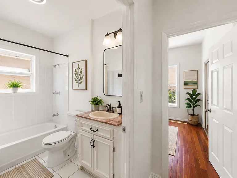 1427 N Kingsley Dr #108 — Photo 23