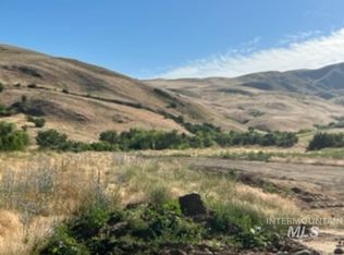 6 Calvin Dr, Horseshoe Bend, ID 83629