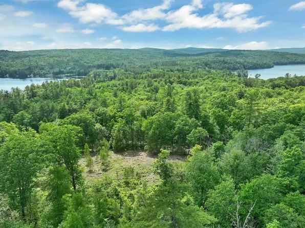 40 Lowden Road, Barnstead, NH 03225