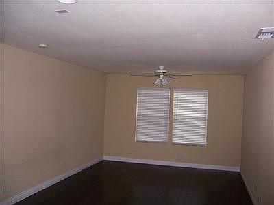 2nd image of 412 East St