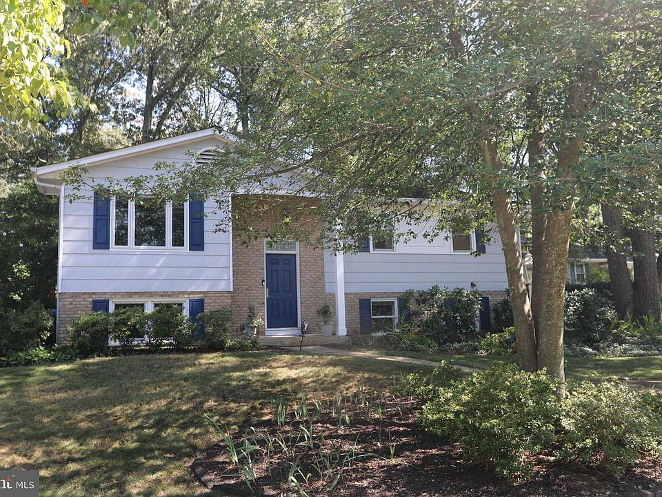 1st image of 285 Arundel Beach Rd