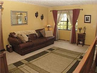 3rd image of 907 Noddymill Ln E
