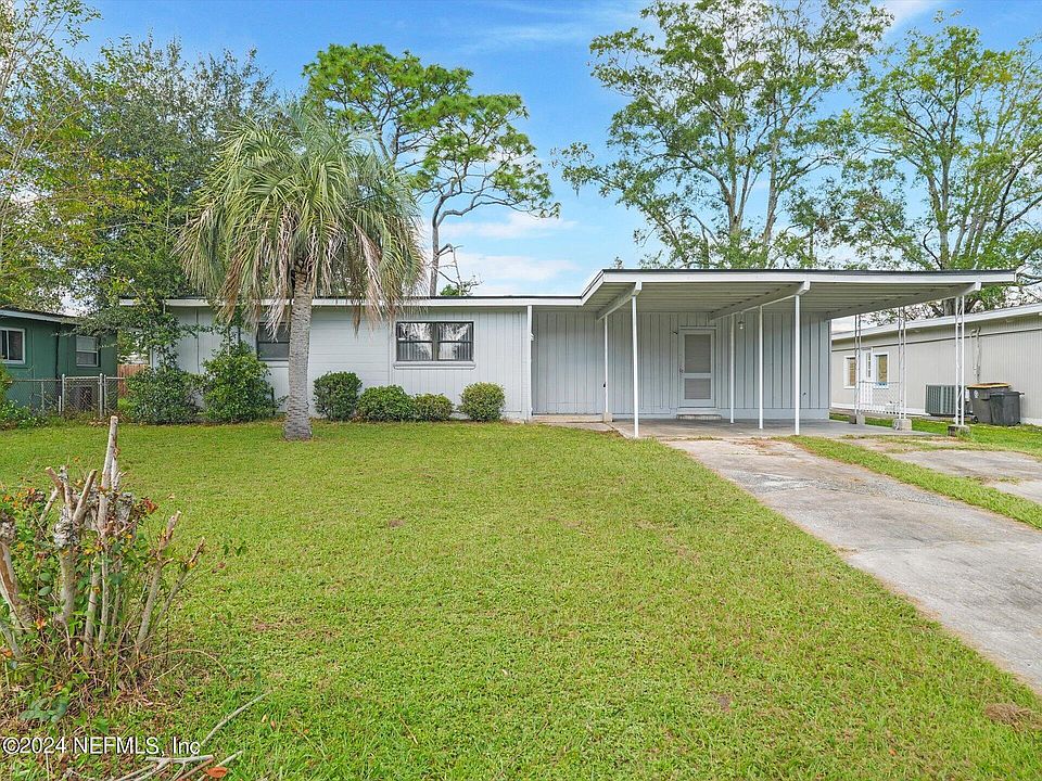 1st image of 7835 CEZANNE Drive N