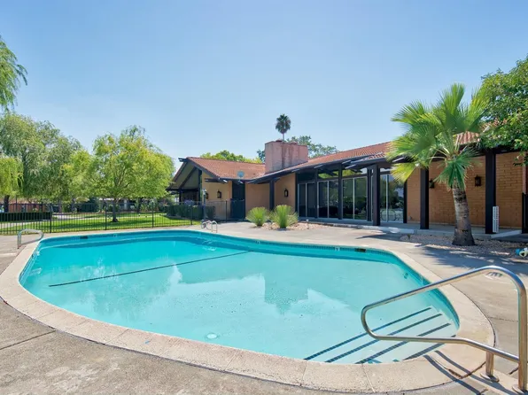 702 Seville Way, Novato, CA 94949