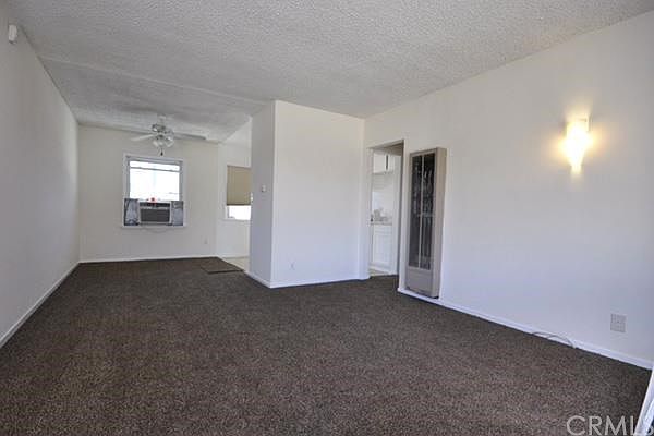 2nd image of 1052 E 131st St