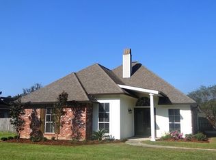 30403 Lafleur Rue, Walker, LA 70785