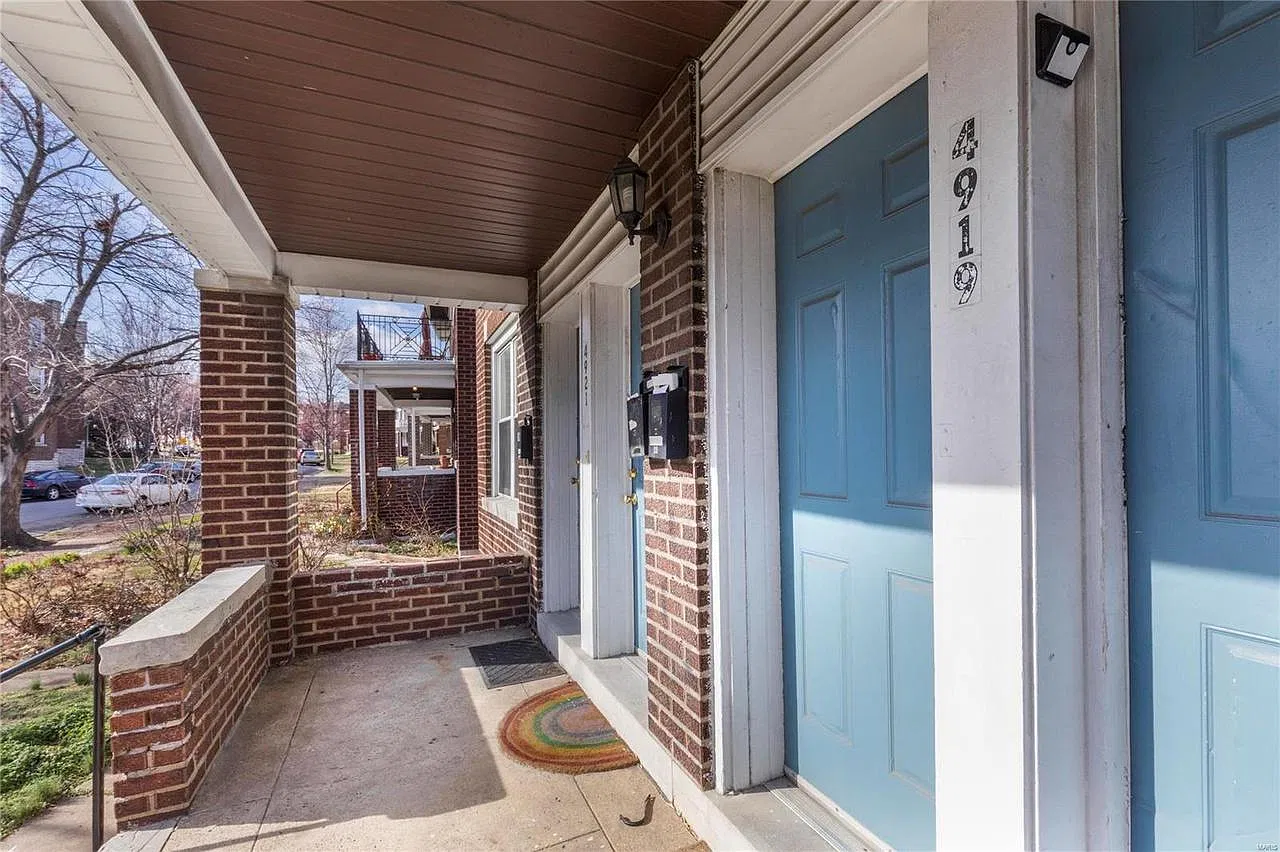 1 bed, 700 sqft, $895 — Photo 2