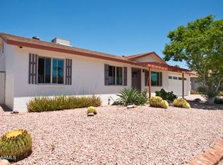 38 W Hunter Cir, Mesa, AZ 85201