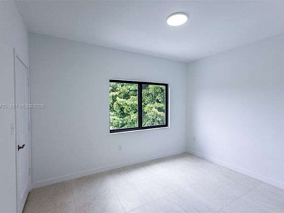 5th image of 2969 NW 59th St